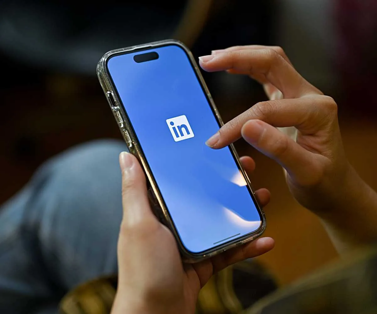 3 Ways to Find Remote Work on LinkedIn