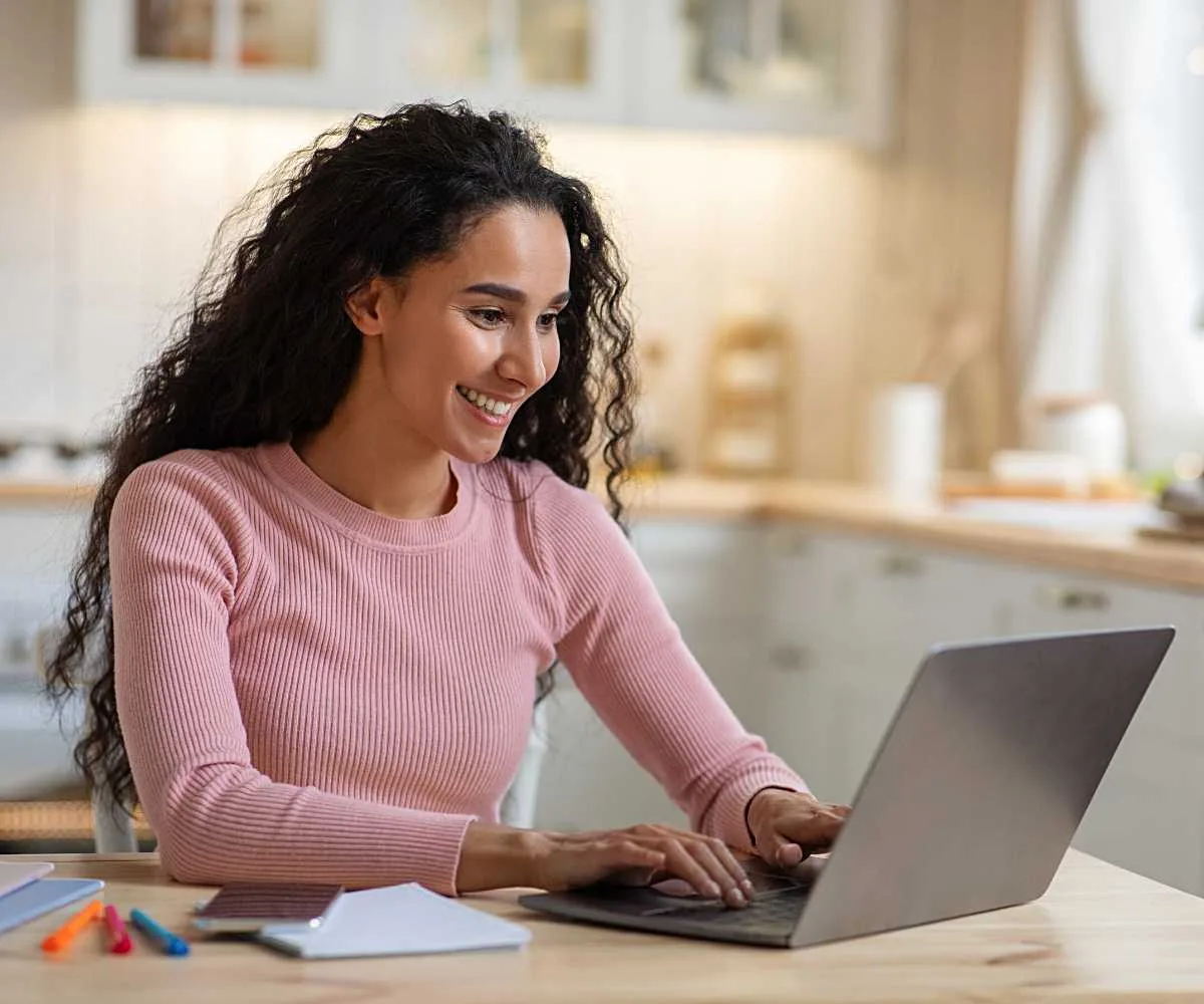 How to Use LinkedIn to Get a Remote Job