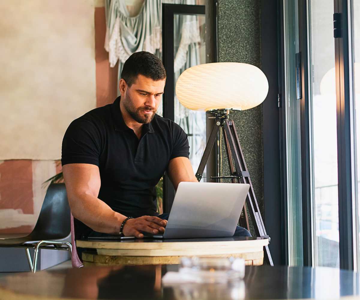 How to Choose the Right Remote Job When You’ve Never Worked Remotely